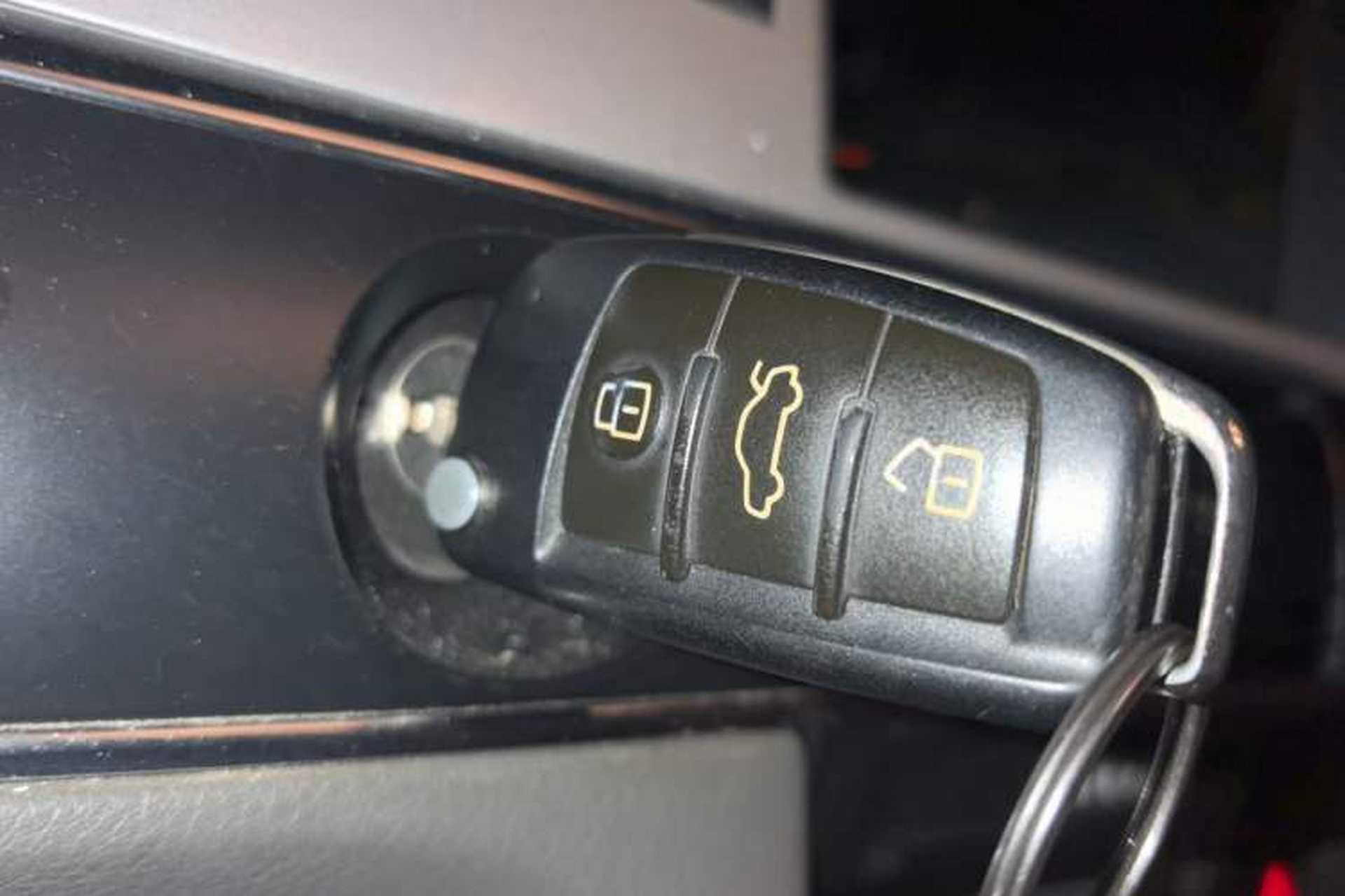 Used Audi A6L 2011 2.4L Technology Edition Vehicle Key