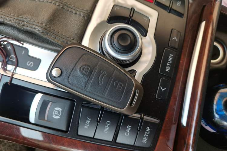 Used Audi A6L 2011 2.4L Comfort Edition Vehicle Key