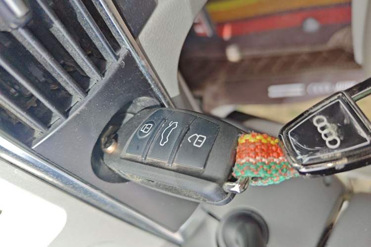 Used Audi A6L 2011 2.0 TFSI Automatic Standard Edition Vehicle Key