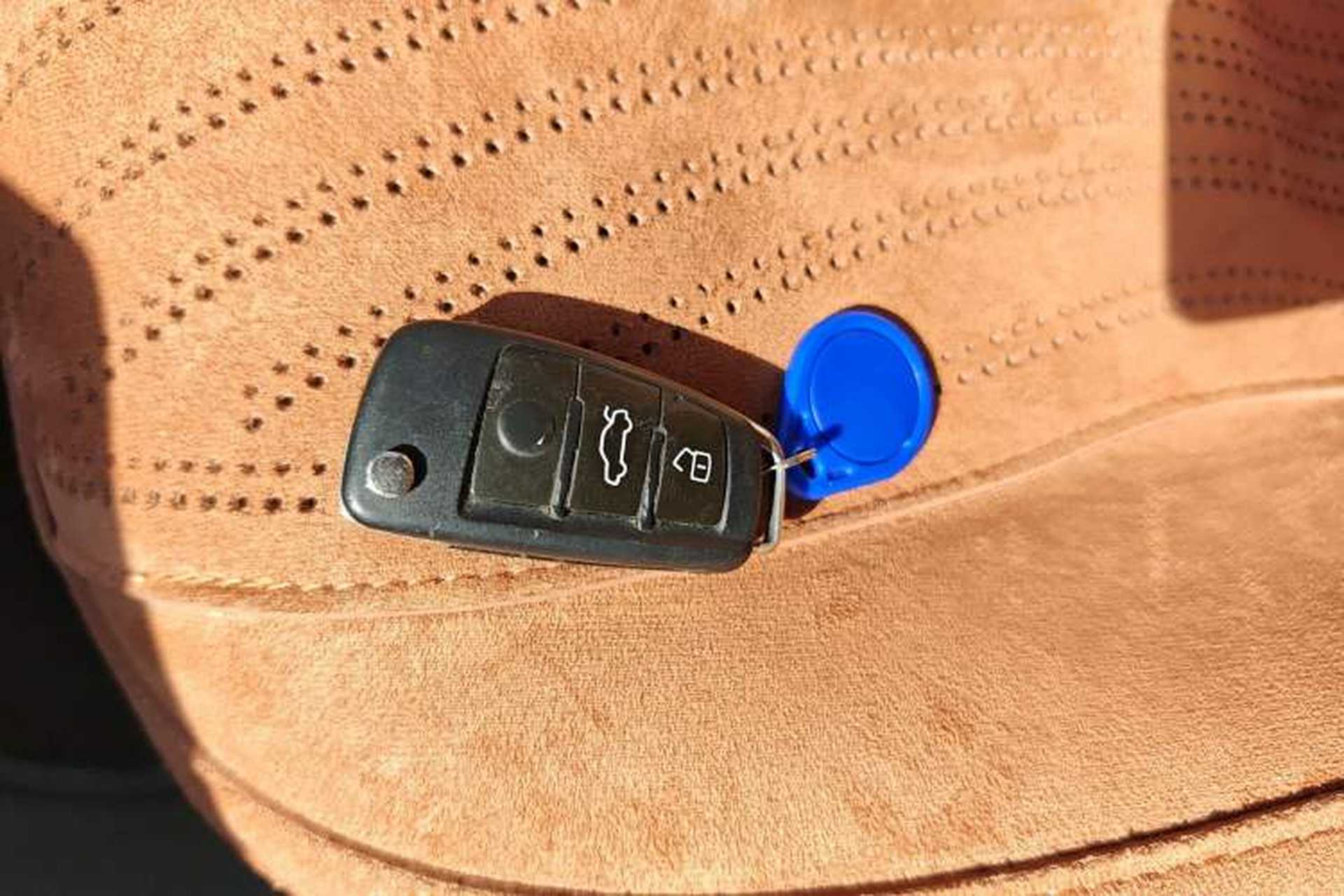 Used Audi A6L 2011 2.8 FSI Comfort Model Vehicle Key