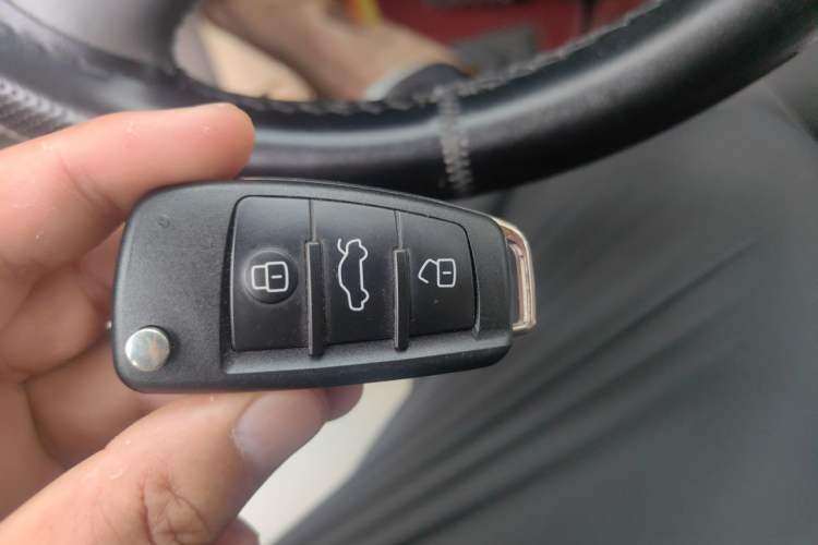 Used Audi A6L 2011 2.8 FSI Comfort Model Vehicle Key