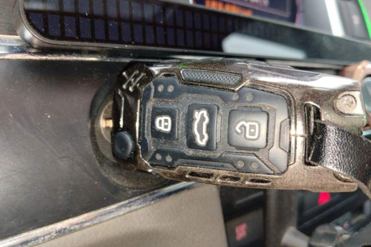 Used Audi A6L 2011 2.0 TFSI Automatic Standard Edition Vehicle Key