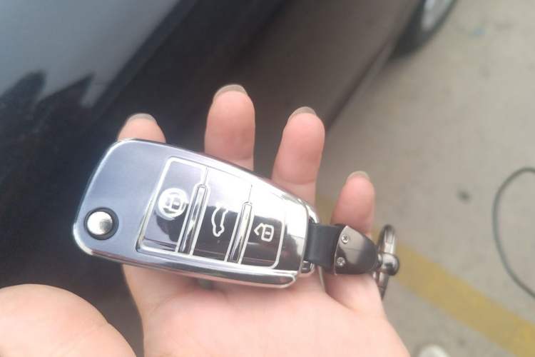 Used Audi A6L 2011 2.0 TFSI Automatic Standard Edition Vehicle Key