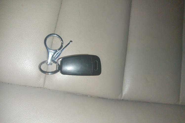Used Audi A6L 2011 2.8 FSI Comfort Model Vehicle Key