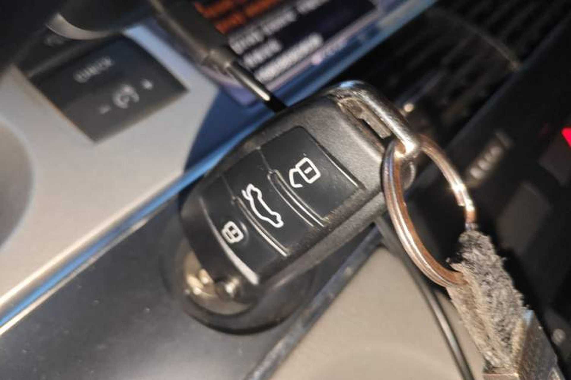 Used Audi A6L 2011 2.0 TFSI Automatic Standard Edition Vehicle Key