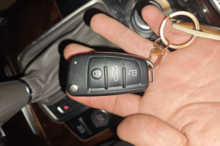 Used Audi A6L 2011 2.8 FSI Luxury Model Vehicle Key