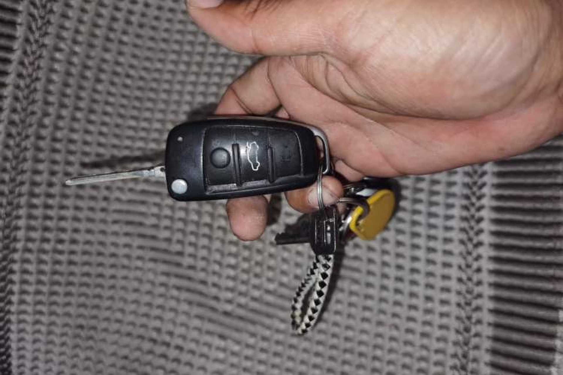 Used Audi A6L 2011 2.4L Comfort Edition Vehicle Key