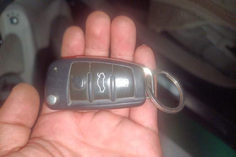 Used Audi A6L 2011 2.0 TFSI Automatic Standard Edition Vehicle Key