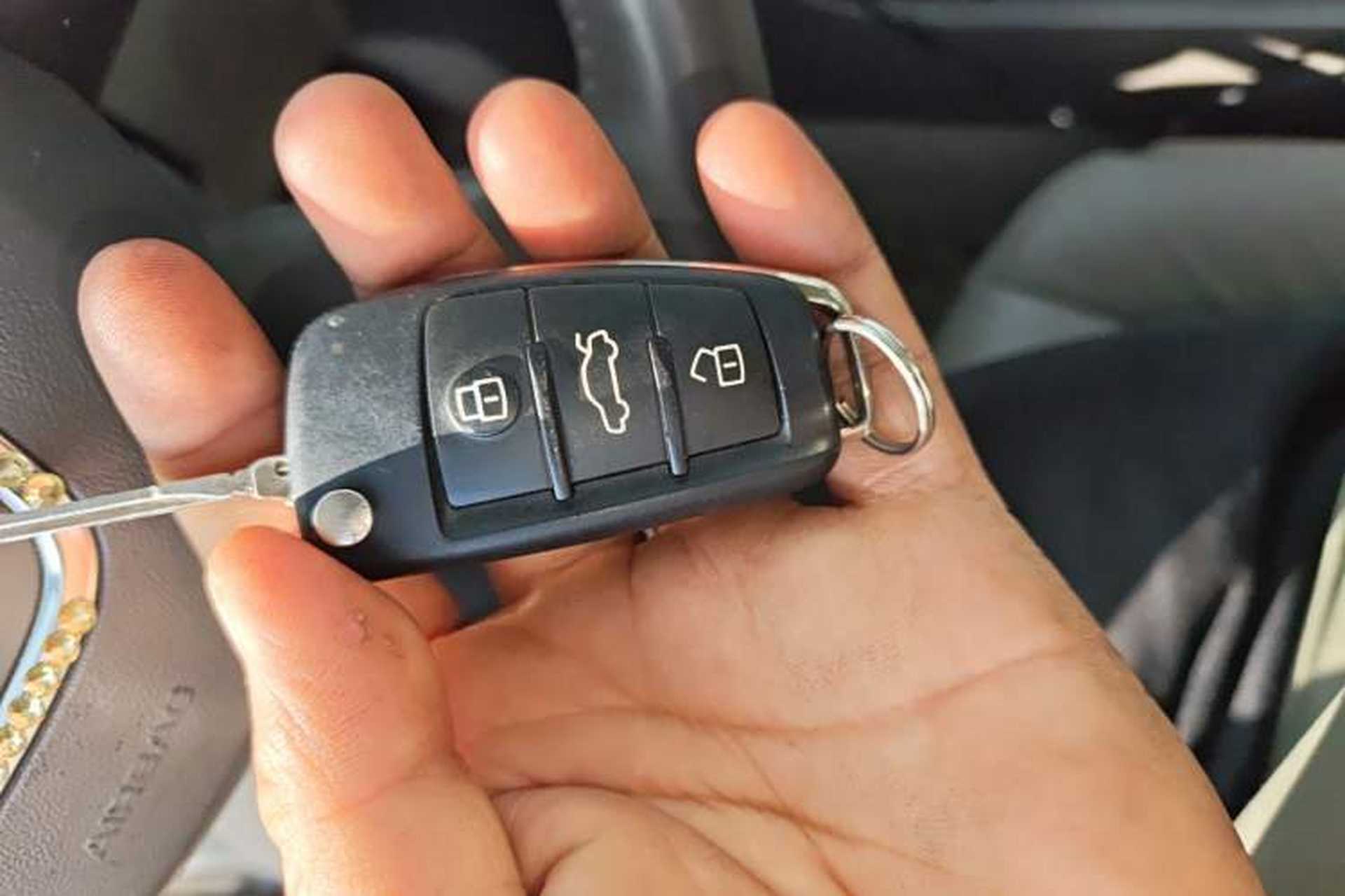 Used Audi A6L 2011 2.0 TFSI Automatic Standard Edition Vehicle Key