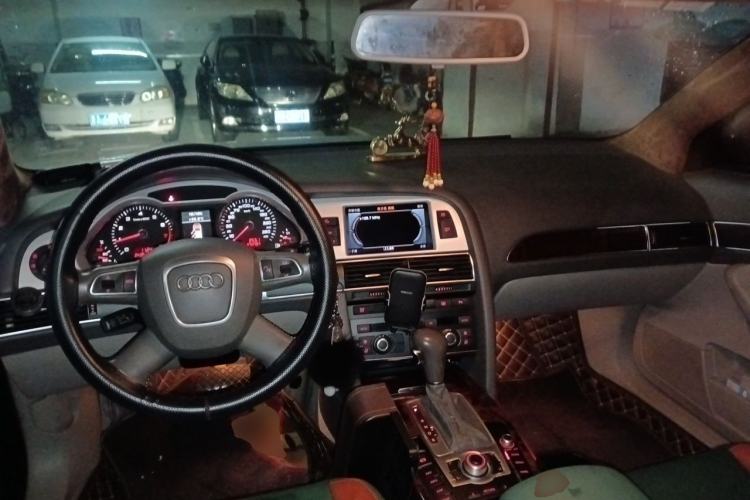 Used Audi A6L 2011 2.4L Technology Edition Center Console