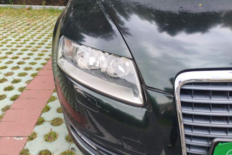 Used Audi A6L 2011 2.0 TFSI Automatic Standard Edition Right Front Headlight