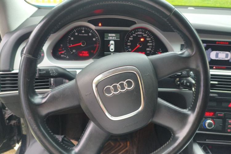 Used Audi A6L 2011 2.0 TFSI Automatic Standard Edition Steering Wheel