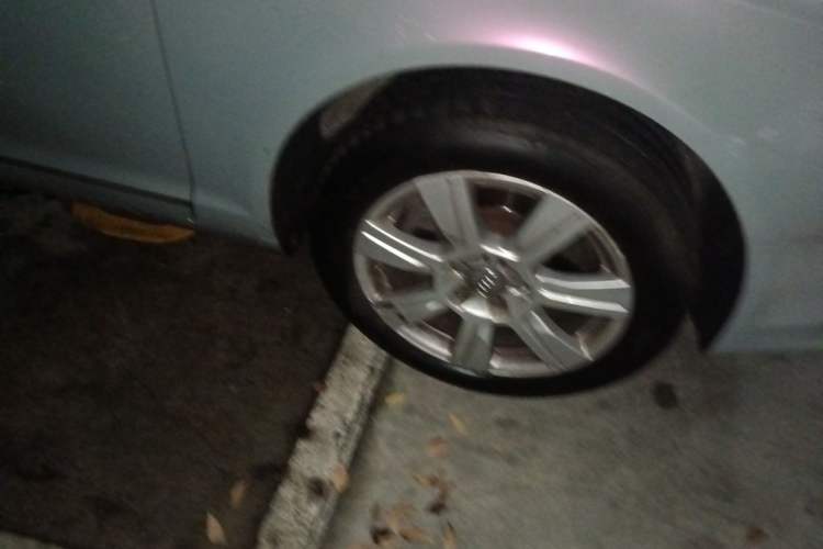 Used Audi A6L 2011 2.4L Technology Edition Right Front Wheel Hub