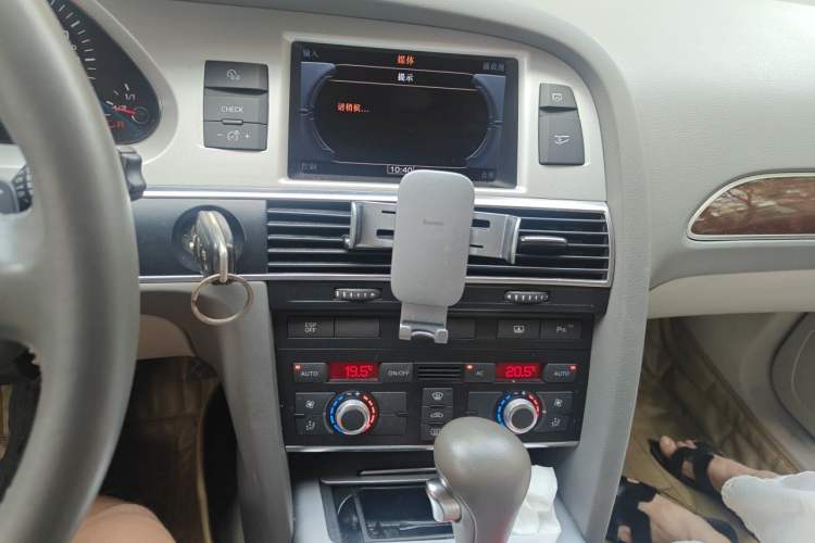 Used Audi A6L 2011 2.0 TFSI Automatic Standard Edition Audio And AC Panel
