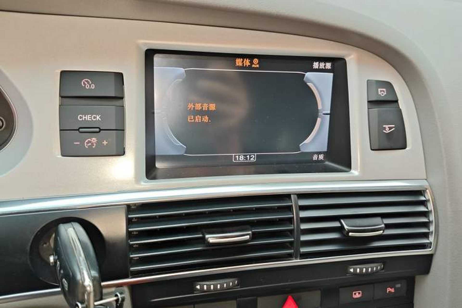 Used Audi A6L 2011 2.4L Technology Edition Audio And AC Panel