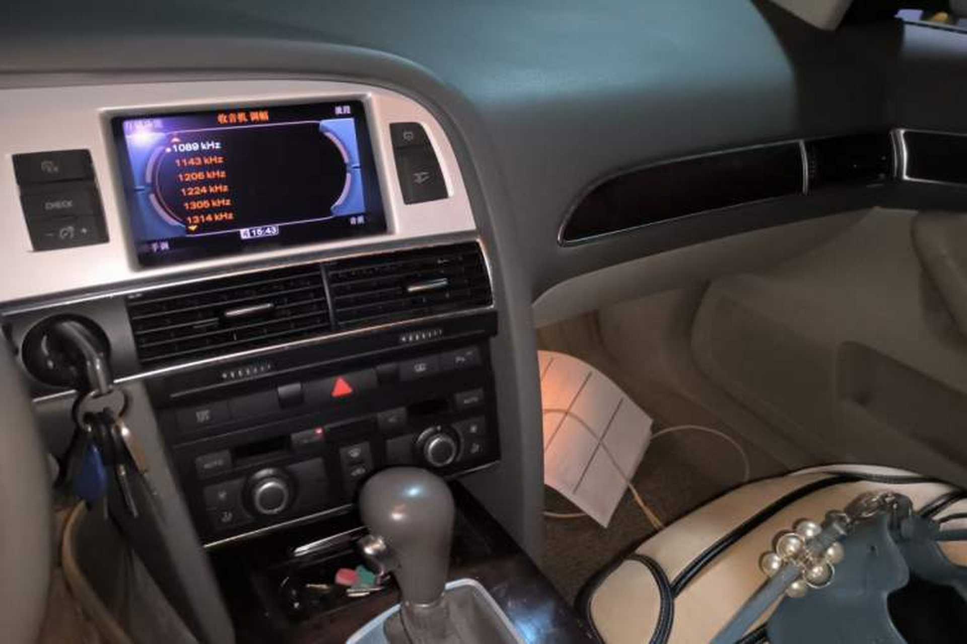 Used Audi A6L 2011 2.4L Technology Edition Audio And AC Panel