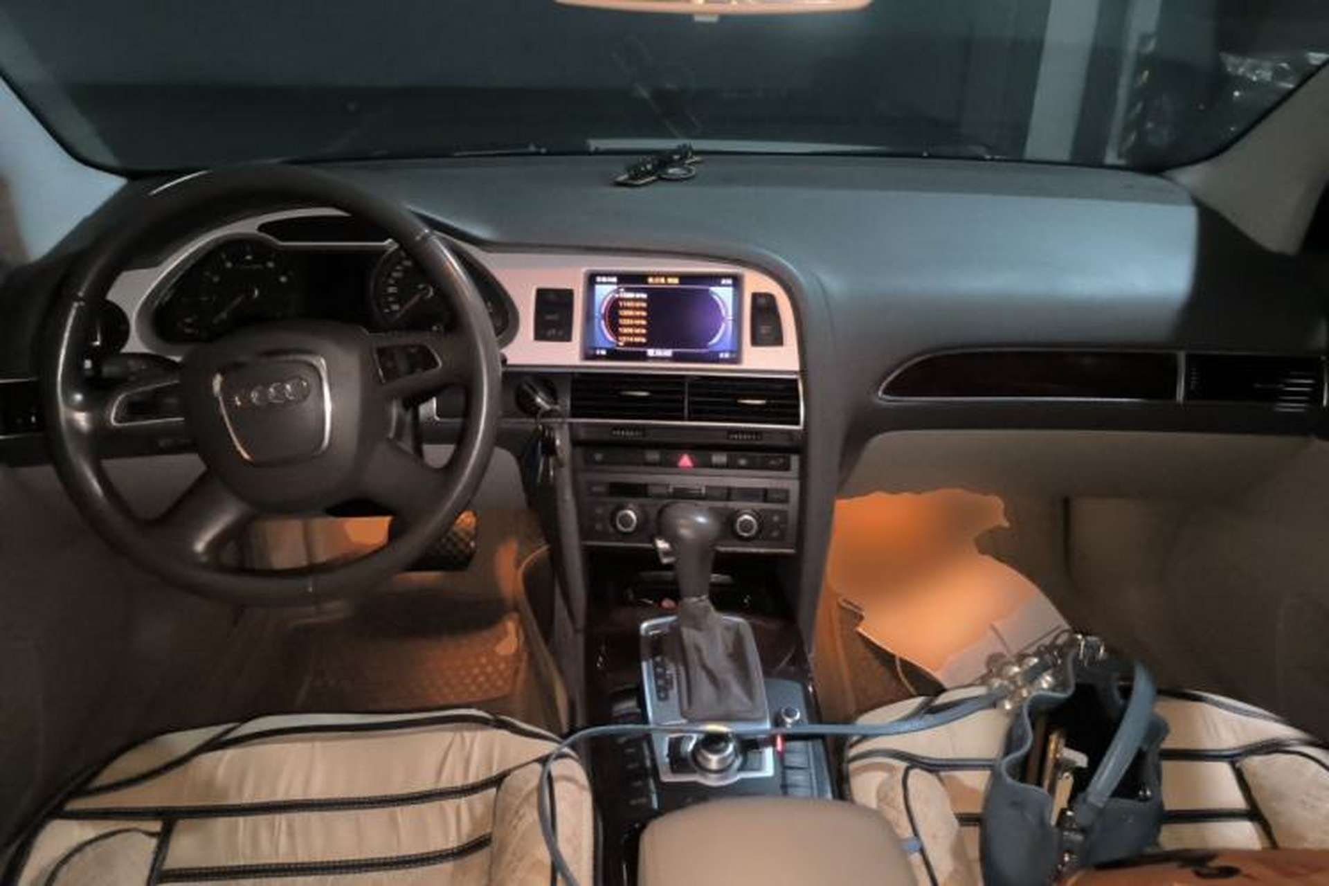 Used Audi A6L 2011 2.4L Technology Edition Center Console