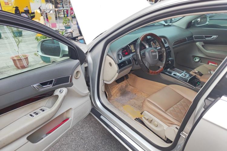 Used Audi A6L 2011 2.0 TFSI Automatic Standard Edition Driver Seat