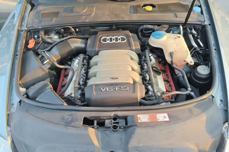 Used Audi A6L 2011 2.8 FSI Comfort Model Engine Bay