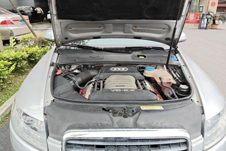 Used Audi A6L 2011 2.4L Technology Edition Engine Bay