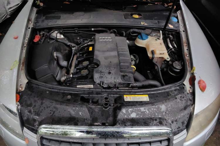 Used Audi A6L 2011 2.0 TFSI Automatic Standard Edition Engine Bay