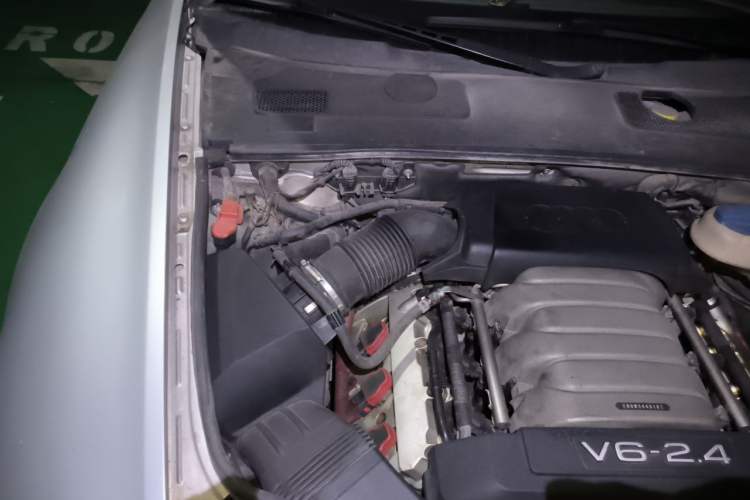 Used Audi A6L 2011 2.4L Technology Edition Engine Bay Right