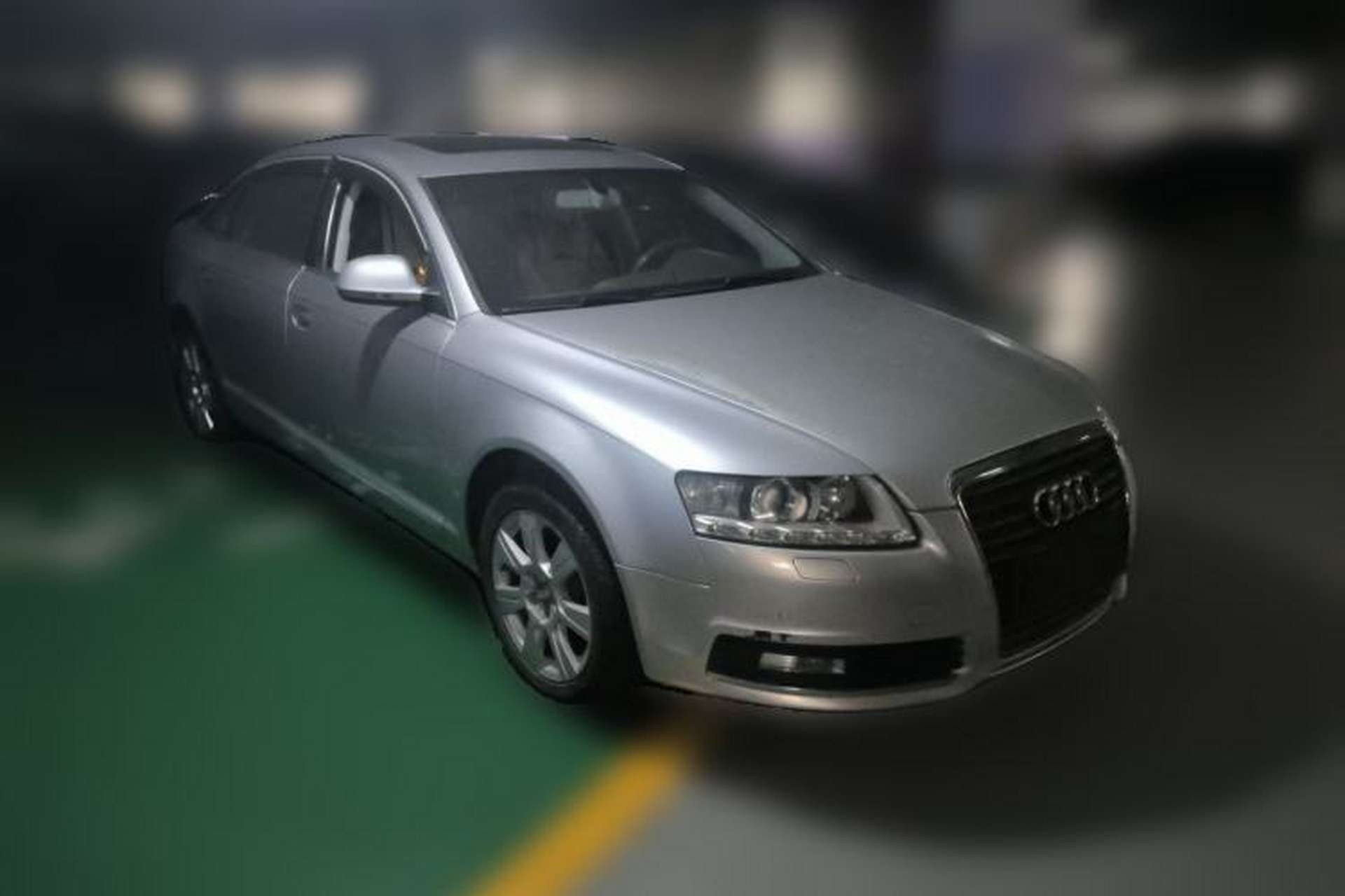 Used Audi A6L 2011 2.4L Technology Edition Front Right 45 Deg