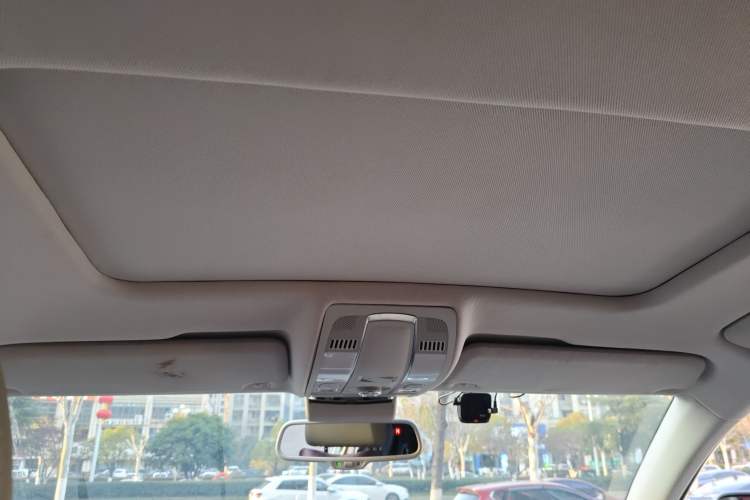 Used Audi A6L 2011 2.8 FSI Comfort Model Headliner