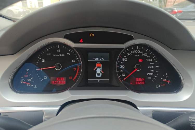 Used Audi A6L 2011 2.0 TFSI Automatic Standard Edition Instrument Cluster