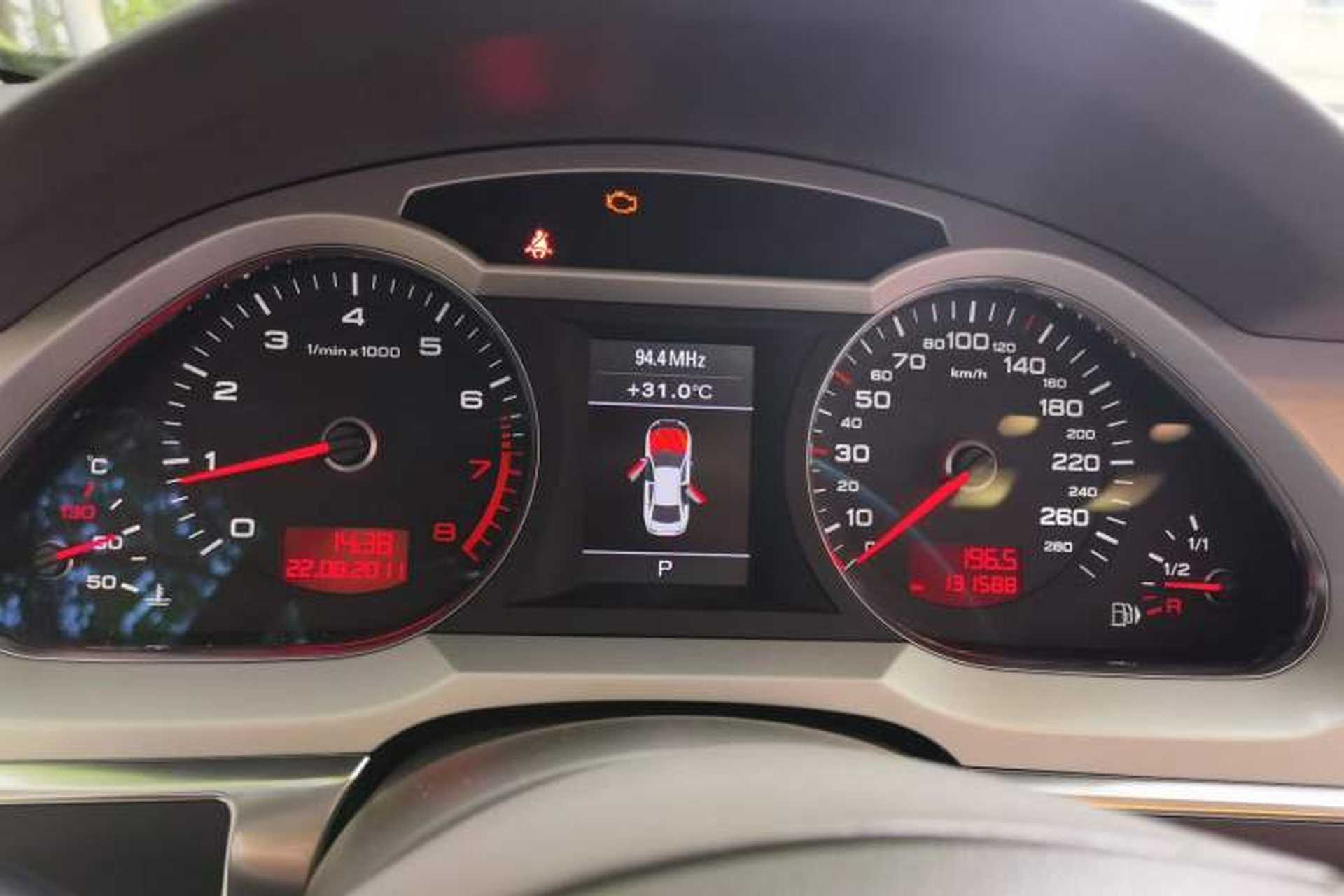 Used Audi A6L 2011 2.0 TFSI Automatic Standard Edition Instrument Cluster