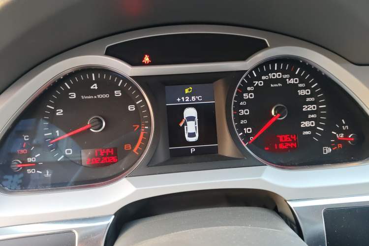 Used Audi A6L 2011 2.8 FSI Comfort Model Instrument Cluster
