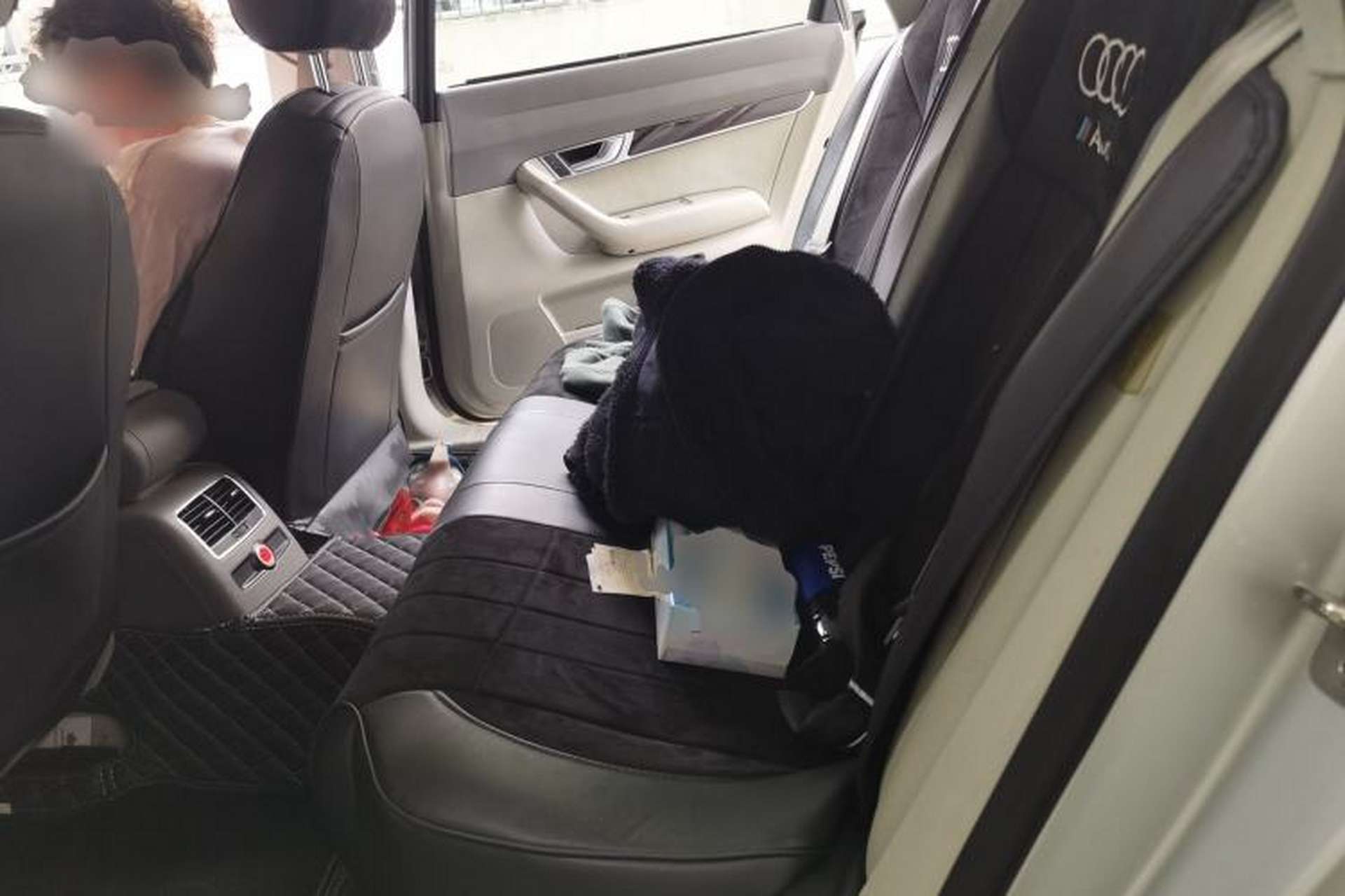 Used Audi A6L 2011 2.0 TFSI Automatic Standard Edition Left Rear Seat