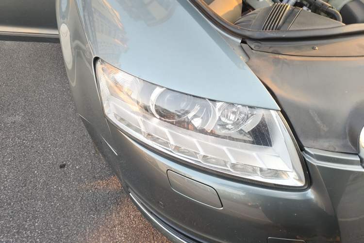 Used Audi A6L 2011 2.8 FSI Comfort Model Right Front Headlight