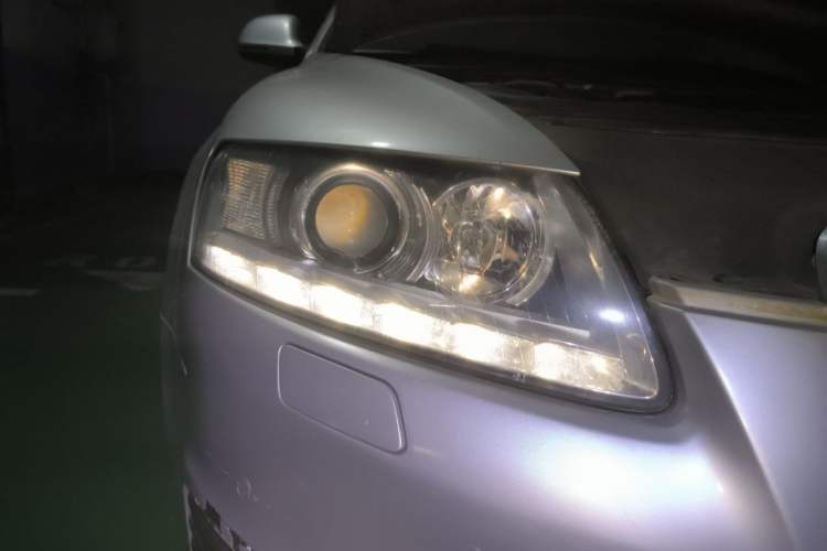Used Audi A6L 2011 2.4L Technology Edition Right Front Headlight