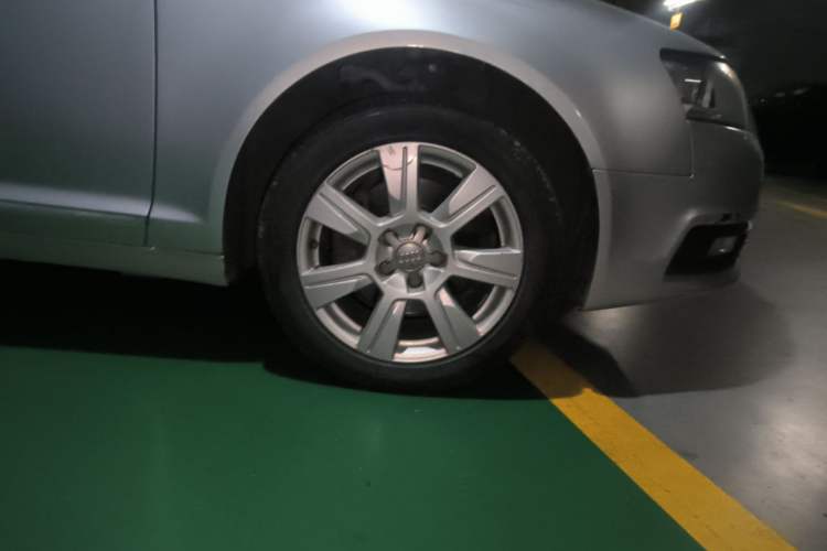 Used Audi A6L 2011 2.4L Technology Edition Right Front Wheel Hub