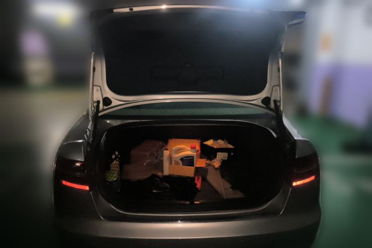 Used Audi A6L 2011 2.4L Technology Edition Trunk