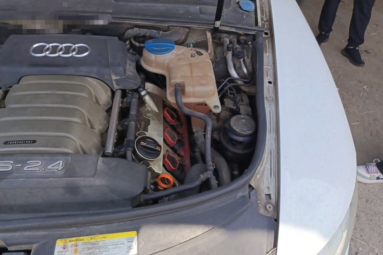 Used Audi A6L 2011 2.4L Comfort Edition Engine Bay Left