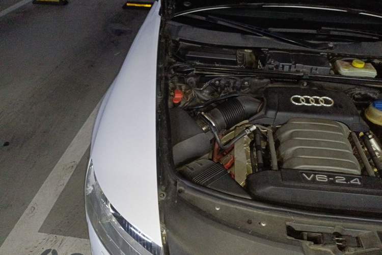 Used Audi A6L 2011 2.4L Technology Edition Engine Bay Right