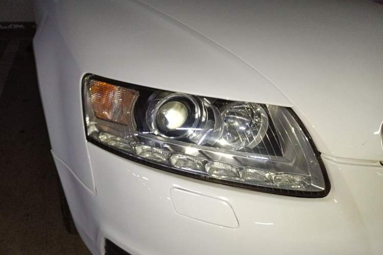 Used Audi A6L 2011 2.4L Technology Edition Right Front Headlight