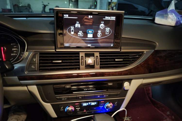 Used Audi A6L 2012 35 FSI Comfort Model Audio And AC Panel