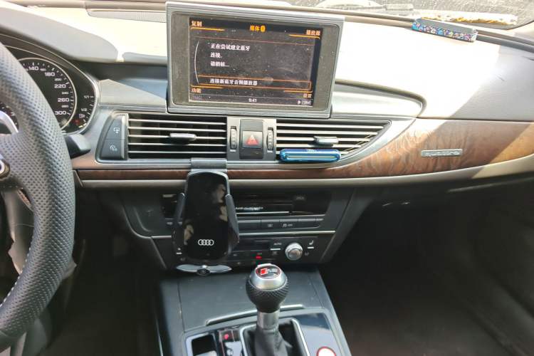 Used Audi A6L 2012 50 TFSI quattro Luxury Model Audio And AC Panel