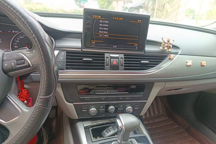 Used Audi A6L 2012 TFSI Standard Model Audio And AC Panel