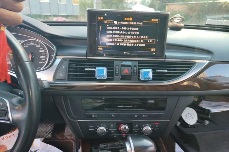 Used Audi A6L 2012 30 FSI Technology Edition Audio And AC Panel