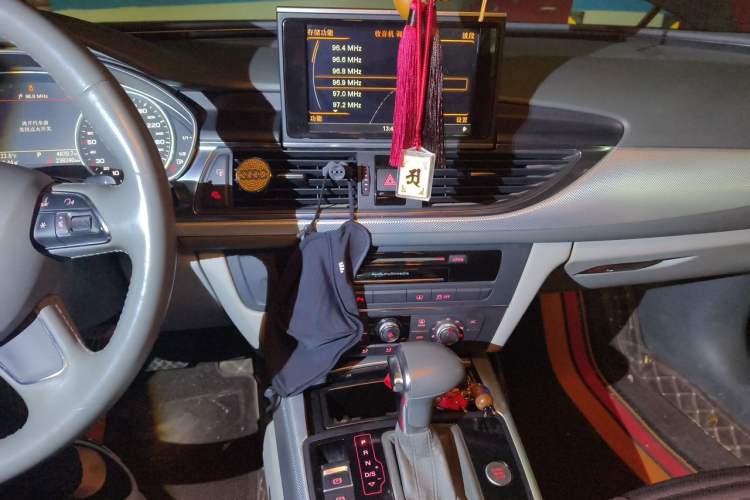 Used Audi A6L 2012 TFSI Standard Model Audio And AC Panel