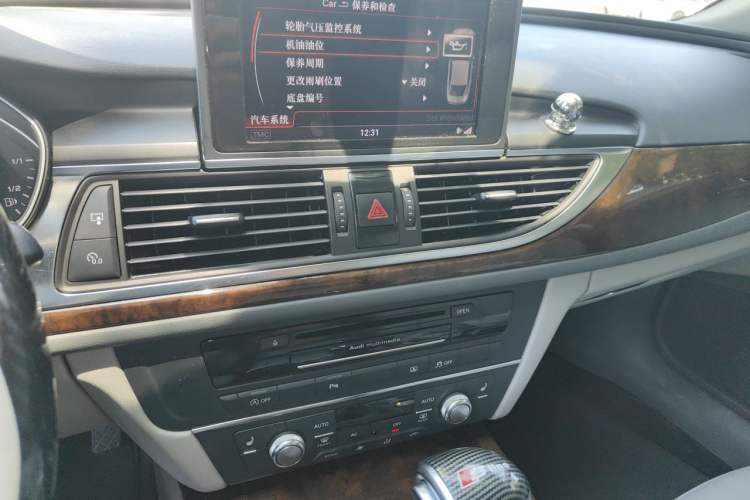 Used Audi A6L 2012 30 FSI Technology Edition Audio And AC Panel