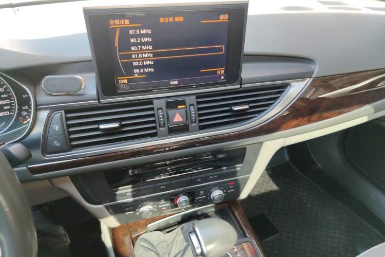 Used Audi A6L 2012 TFSI Standard Model Audio And AC Panel