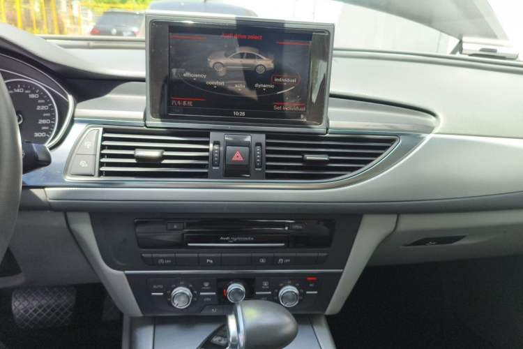 Used Audi A6L 2012 TFSI Standard Model Audio And AC Panel