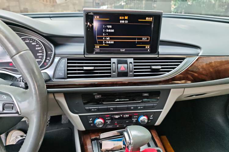 Used Audi A6L 2012 35 FSI Luxury Model Audio And AC Panel