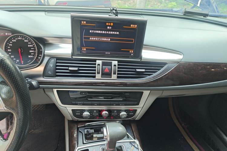 Used Audi A6L 2012 TFSI Standard Model Audio And AC Panel