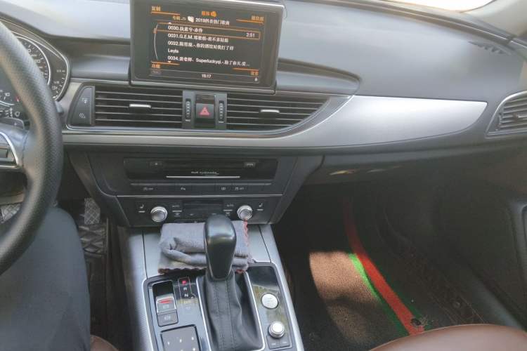 Used Audi A6L 2012 TFSI Comfort Model Audio And AC Panel